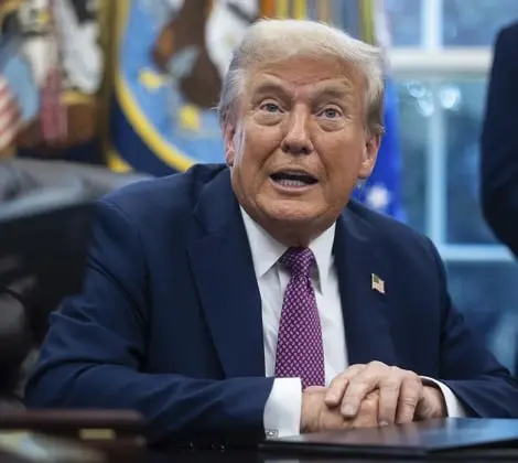 डोनाल्ड ट्रंप ने फार्मा आयात पर लगाया 100% टैरिफ, भारत पर पड़ेगा असर