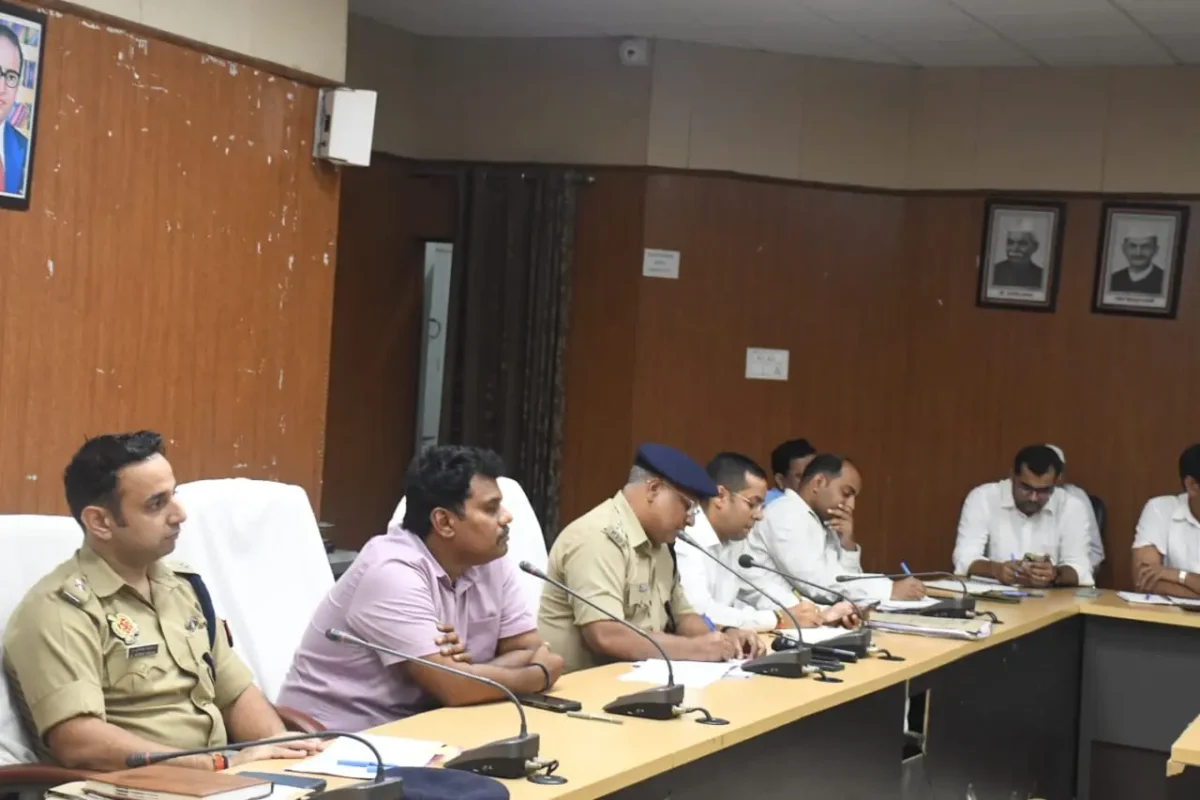 सिद्धार्थनगर में दुर्गा पूजा पंडालों पर सीसीटीवी अनिवार्य, आयोजकों को दिए गए निर्देश