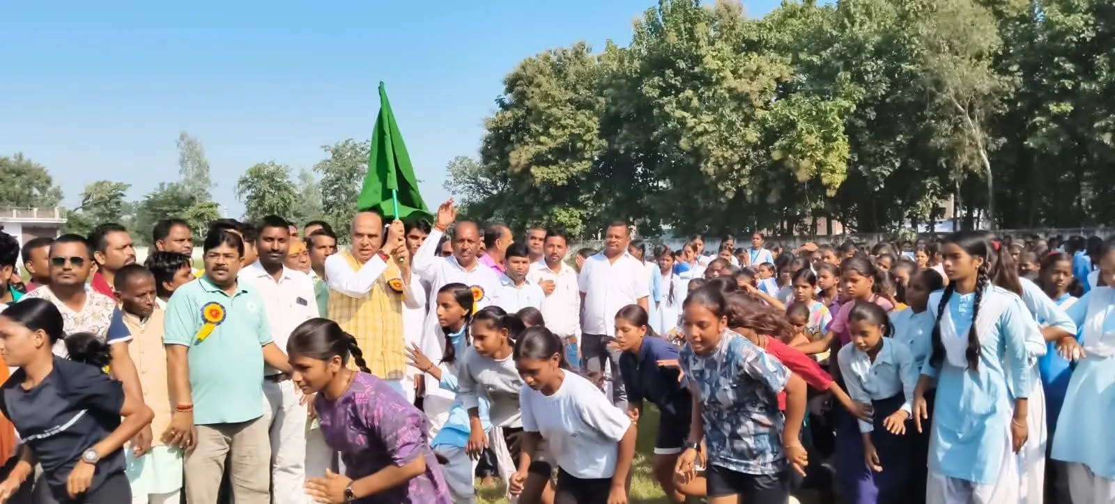 सांसद ने किया सांसद खेल महोत्सव का शुभारंभ, मैराथन में उमड़ा जनसैलाब