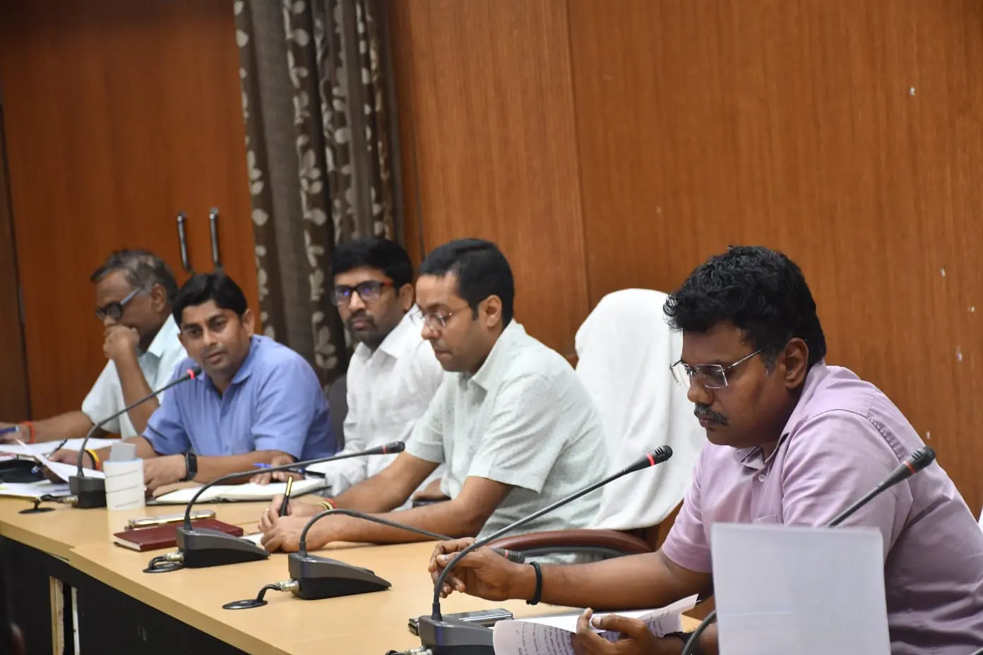 खाद आपूर्ति में POS मशीन और खतौनी सिस्टम अनिवार्य