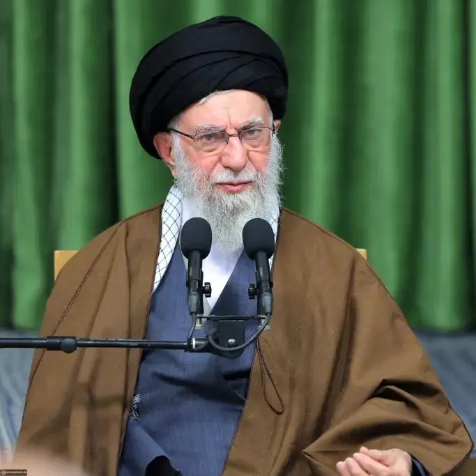 ईरान में आर्थिक संकट पर भड़का जनआंदोलन, हालात लगातार तनावपूर्ण