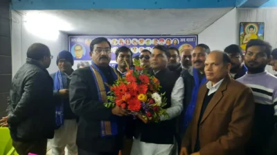 डुमरियागंज में हुआ सियासी बदलाव, सभासद मुजीबुल्लाह समर्थकों संग आजाद समाज पार्टी जॉइन की